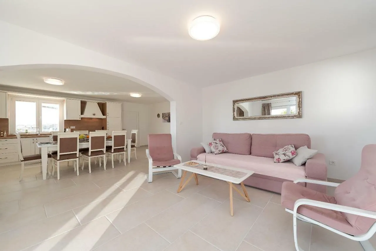 Apartments Villa Batela Privlaka   Privlaka (Zadar)