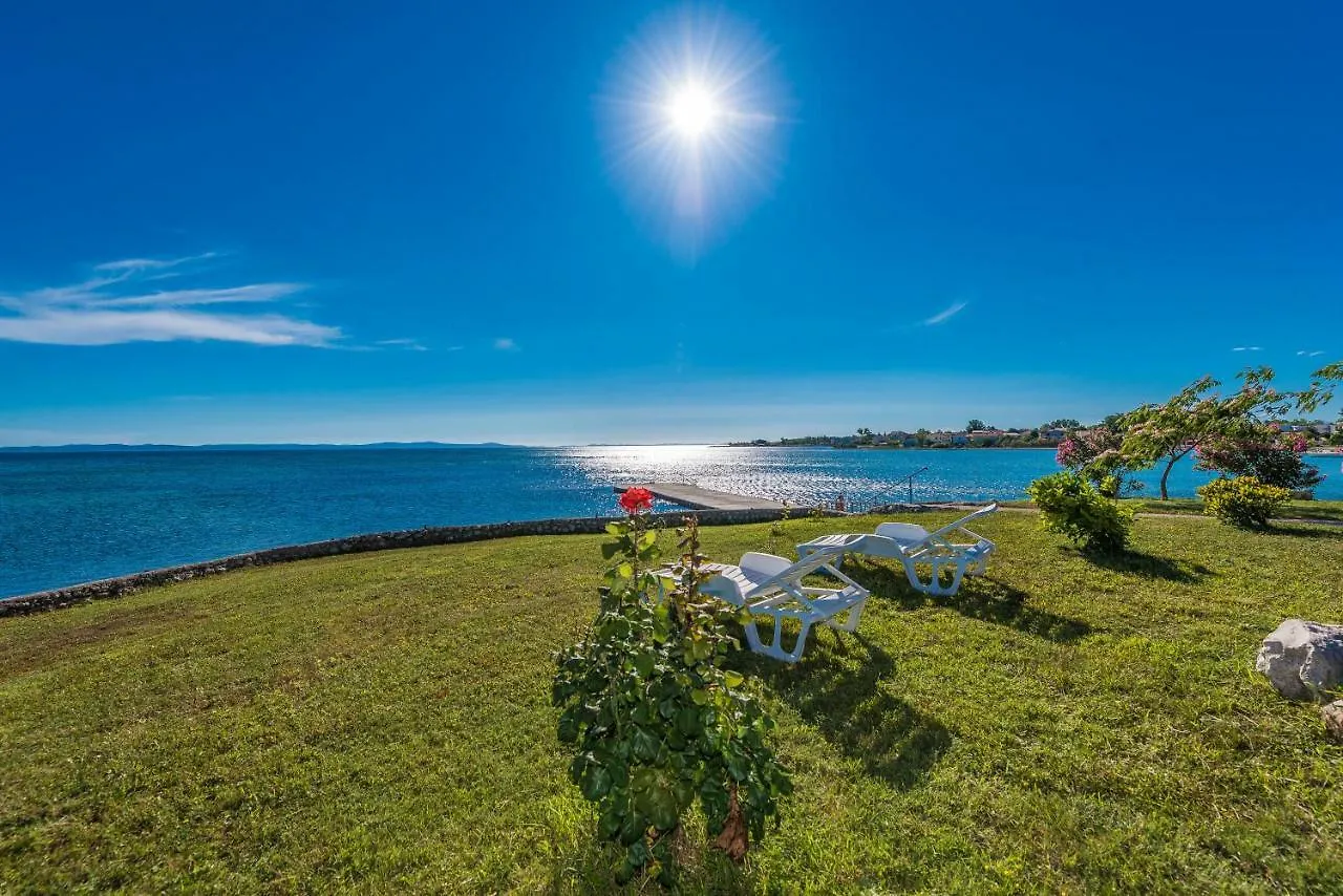 Apartments Villa Batela Privlaka  Chorvatsko
